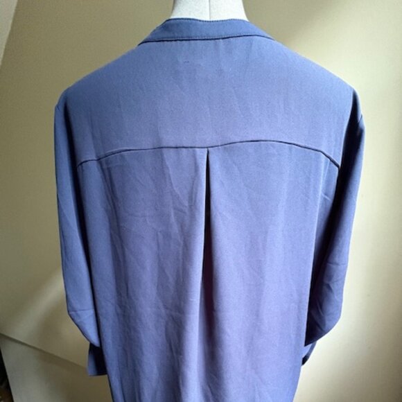Navy Blue lighweight button sleeve blouse XL - Picture 9 of 11